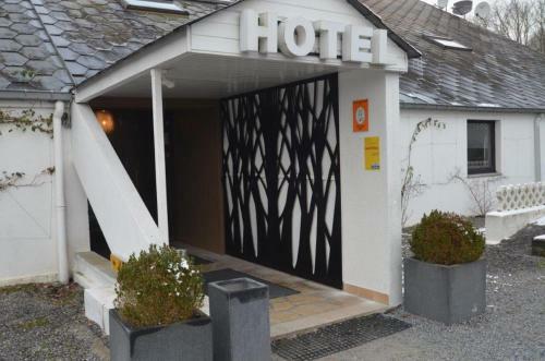 Tropical Hotel