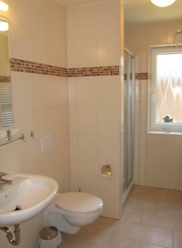 Apartmenthaus Hus �bi By Rujana