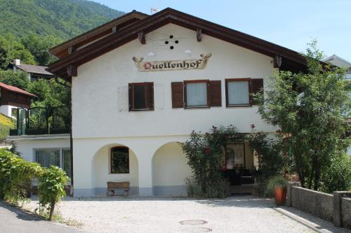 Hostal G�stehaus Quellenhof