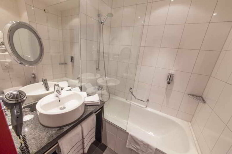 Novina Hotel Tillypark