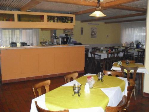 Hostal Gasthof Und Pension Mainzer Rad