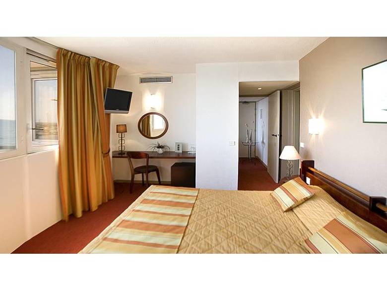 Inter-hotel Port Marine