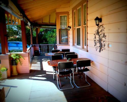 Hostal Hotel Avonleigh