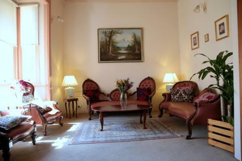 Hostal Hotel Avonleigh