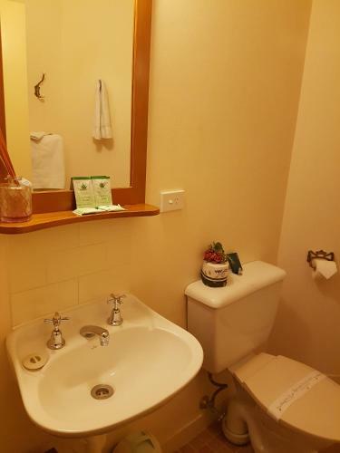 Hostal Hotel Avonleigh