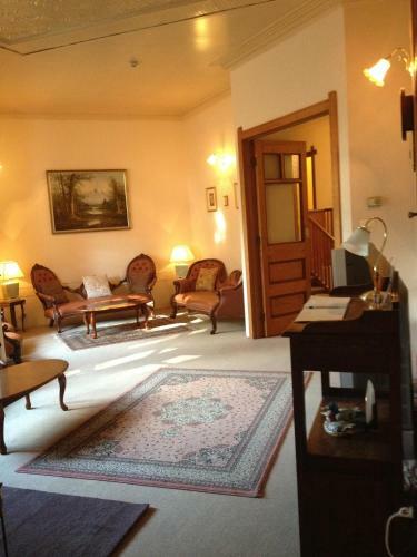 Hostal Hotel Avonleigh