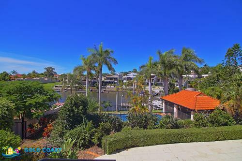 Holiday Home Coveside @ Sanctuary Cove