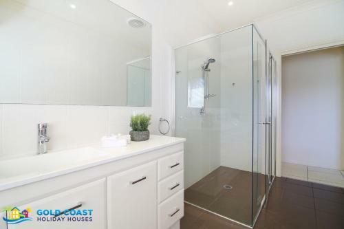 Holiday Home Coveside @ Sanctuary Cove