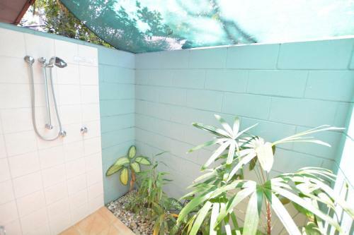 Shambhala Retreat Magnetic Island Cottages