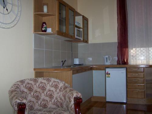 Rj's Bed & Breakfast