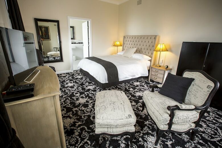 The Commercial Boutique Hotel