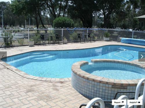 Byer Fountain Motor Inn