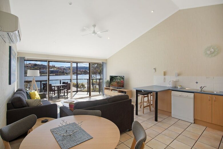 Sails Luxury Apartments Merimbula