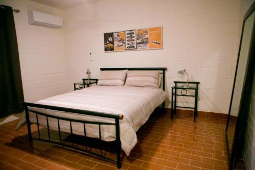 Hostal Breakaway Views Lia Place