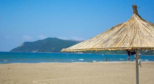 Gjiri Lalzit Apartment