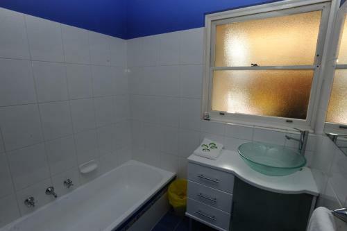 Glenelg Holiday Apartments-colonial Square