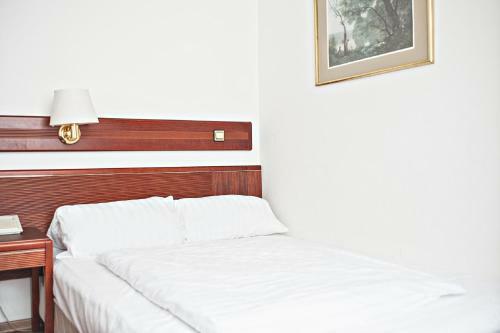 Hotel Ravel International