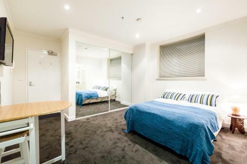 Molly - Beyond A Room Private Apartments