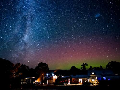 Bruny Lodge