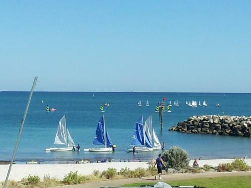 Apartamento Acaill Accommodation Esplanade Living Self Check-in Self Check-out