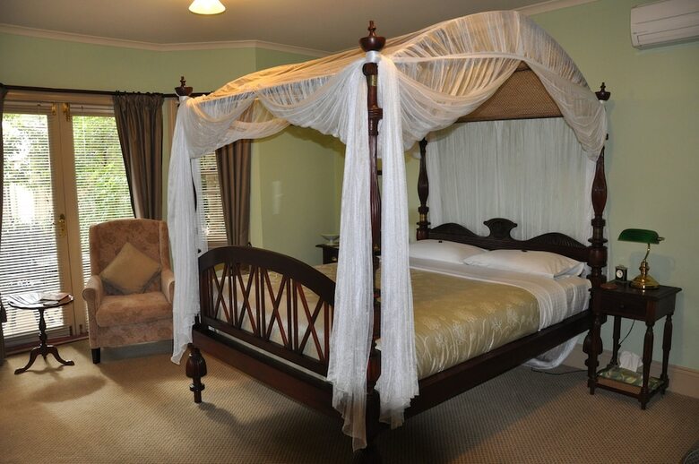 Bed & Breakfast Lurline House