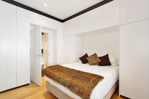 R11s 2br Darlinghurst - Uptown Apartments