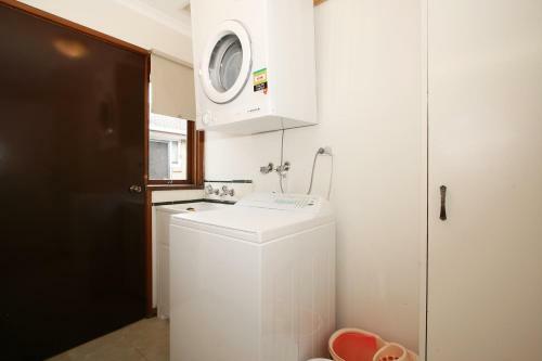 Rent Melbourne