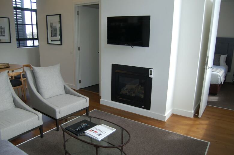 Devlin Apartments