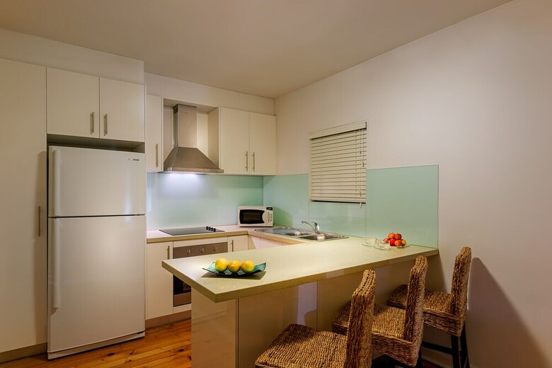 Crest On Barkly Serviced Apartments