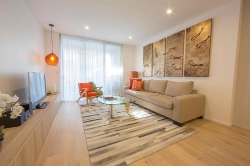 Darlinghurst Fully Self Contained Modern 1 Bed Apartment (803pel)