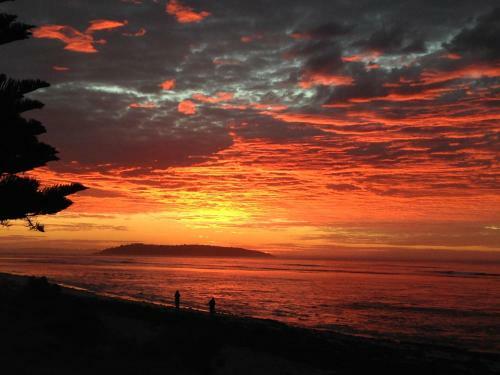 Hostal Yelki By The Sea B&B