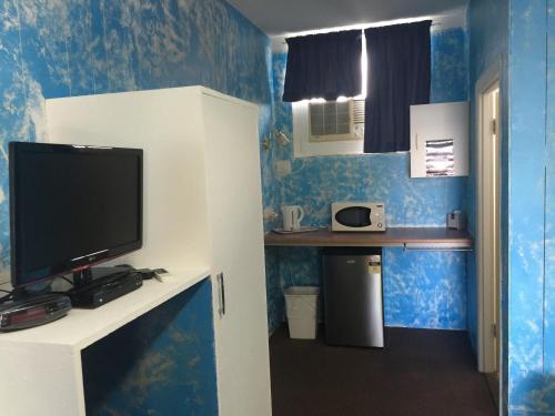 Tropical City Motor Inn