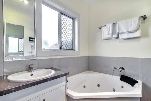 Motel Quality Inn Swagsman Miles