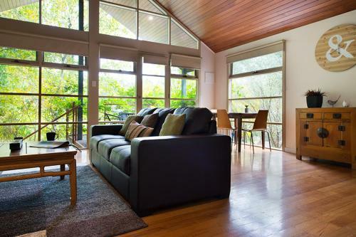 Villa Romantic Treehouse Getaway