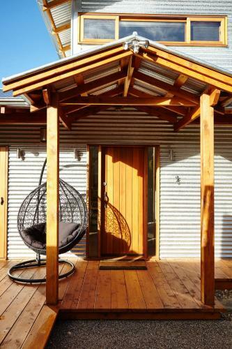 Mountin Hut - Central Bright