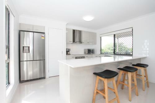 Beach Breeze Holiday House
