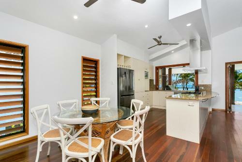Reeflections Holiday Villas