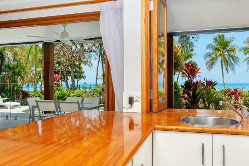 Reeflections Holiday Villas