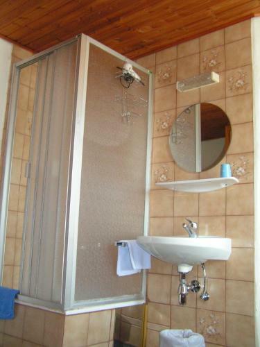 Hostal Pension Alpentraum