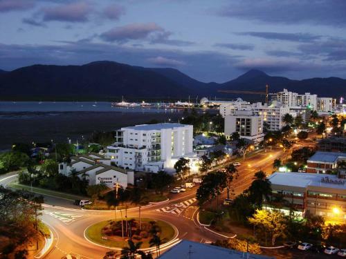 Apartamentos Lake Central Cairns