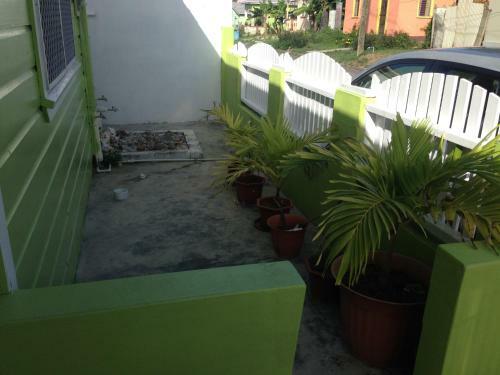 Bed & Breakfast Eko Cozy Guest House