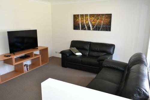 Beachwood House - Broadwater