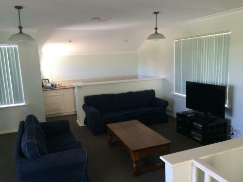 Villa Seahaven By Rockingham Apartments
