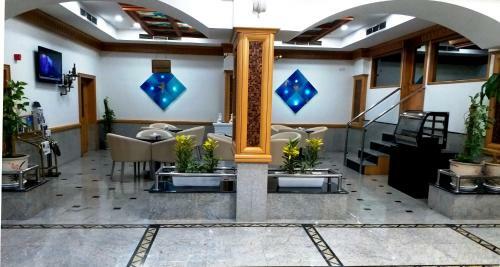 Taj Plaza Hotel