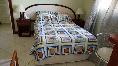 Apartamento Hastings Towers Opp Beach