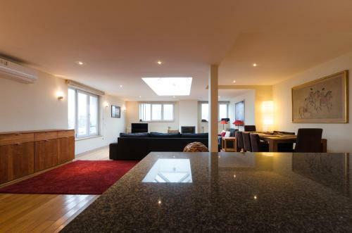 Apartamento 3 Bedroom Penthouse