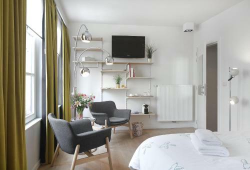 Hostal Alphabed Guest House