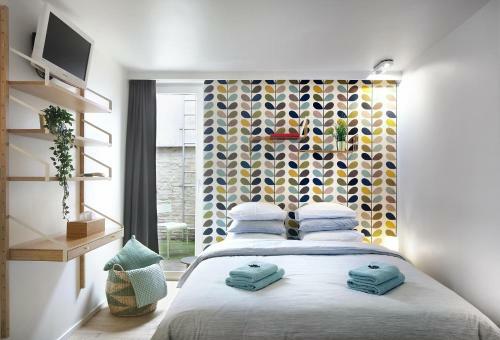 Hostal Alphabed Guest House
