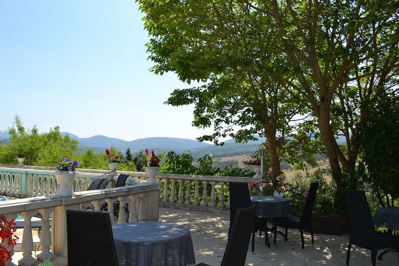 Hotel Le Vieil Amandier