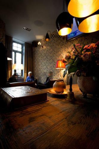 Main Street Hotel